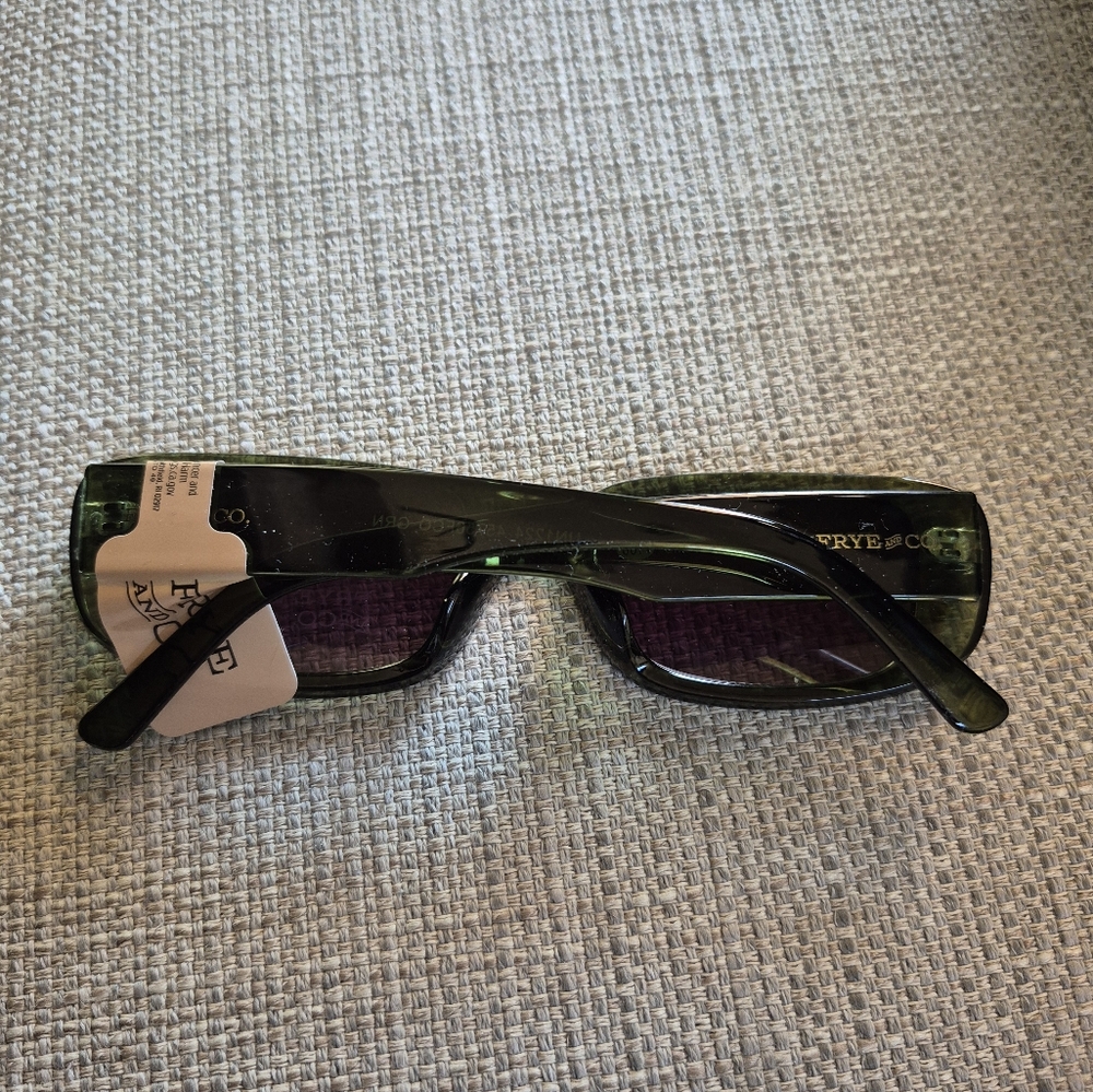 Frye And CO. Green Sunglasses NEW - Picture 4 of 4